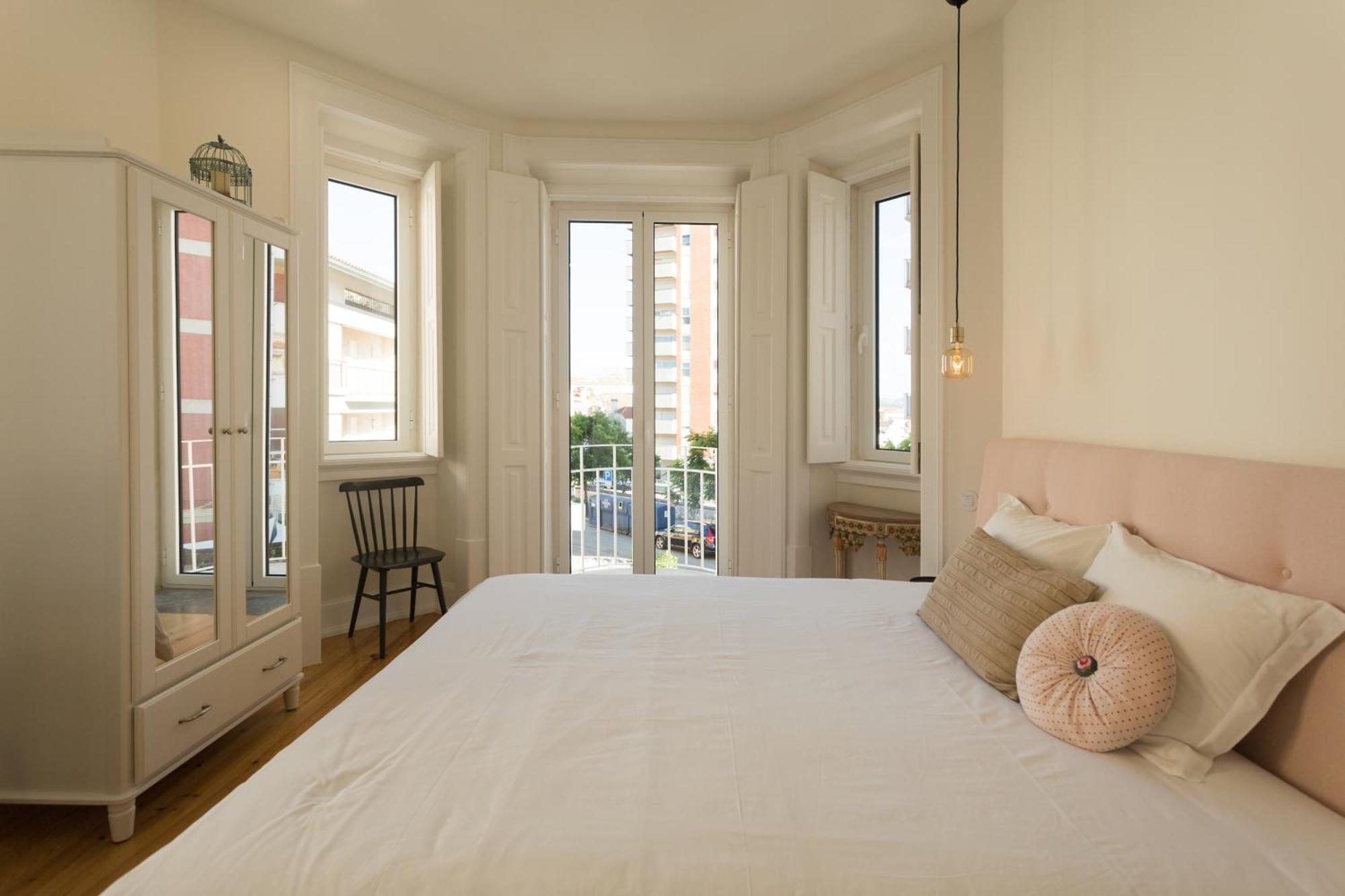 Vila Julieta Guesthouse Коимбра Экстерьер фото