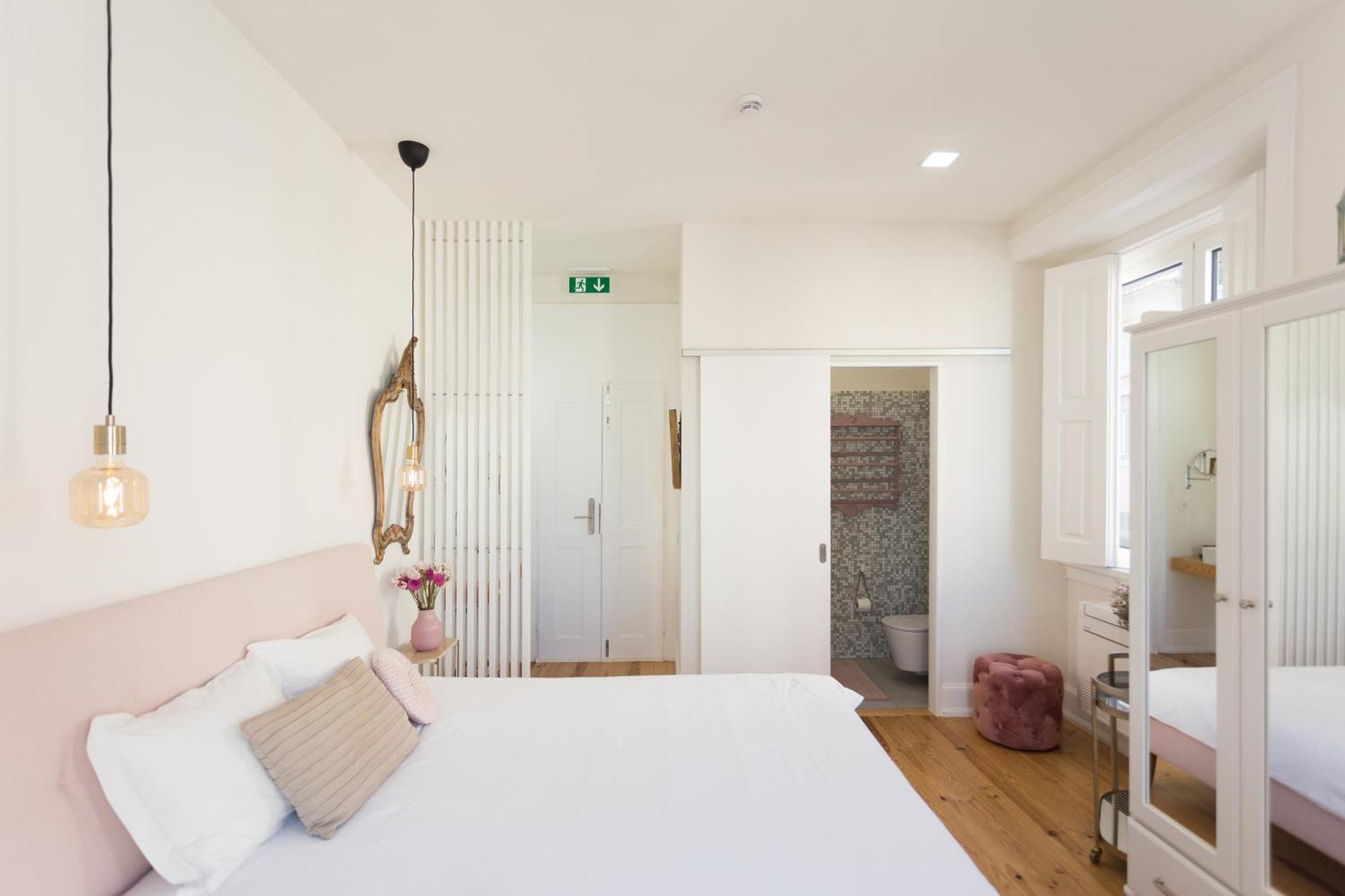 Vila Julieta Guesthouse Коимбра Экстерьер фото