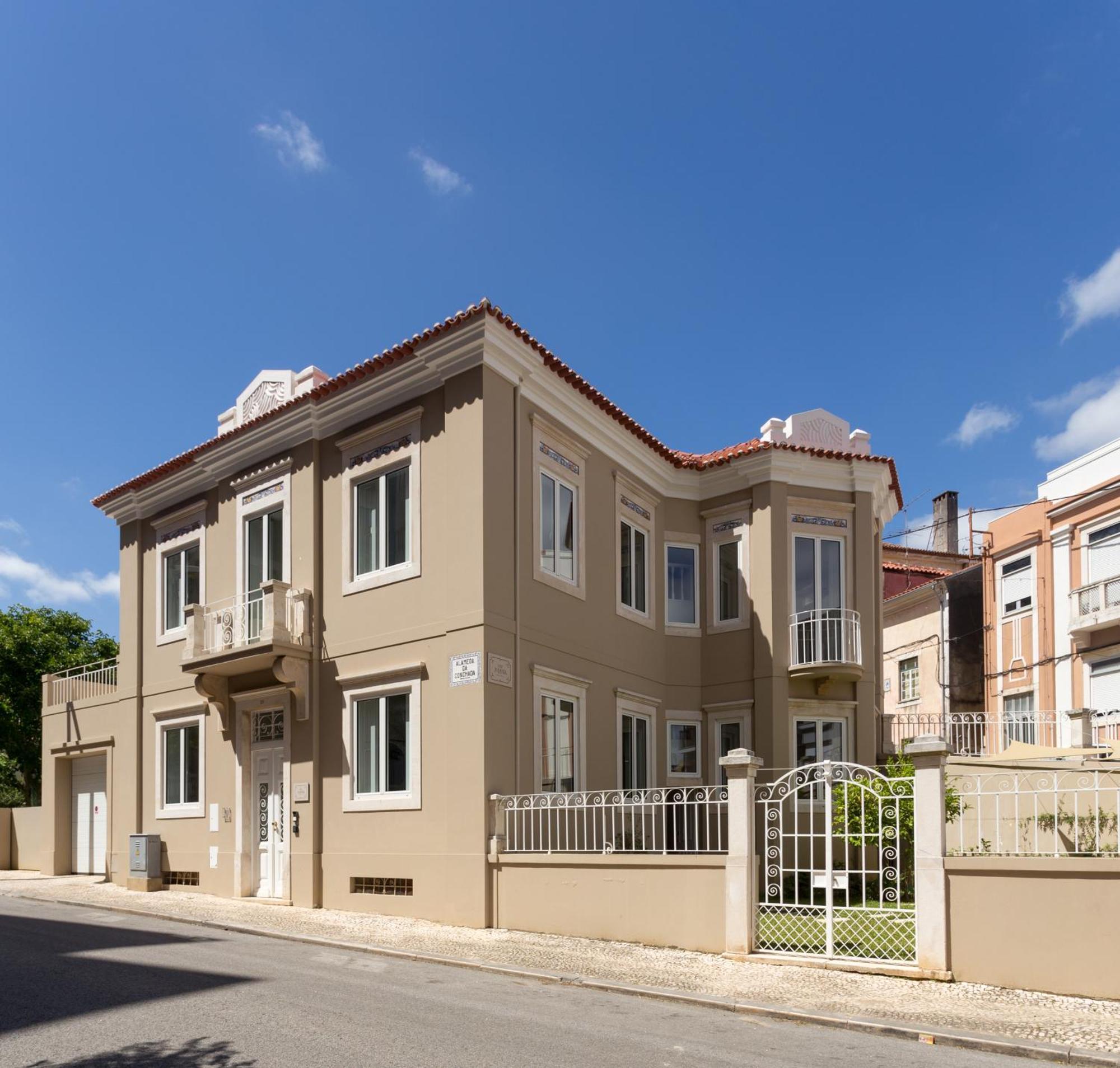 Vila Julieta Guesthouse Коимбра Экстерьер фото