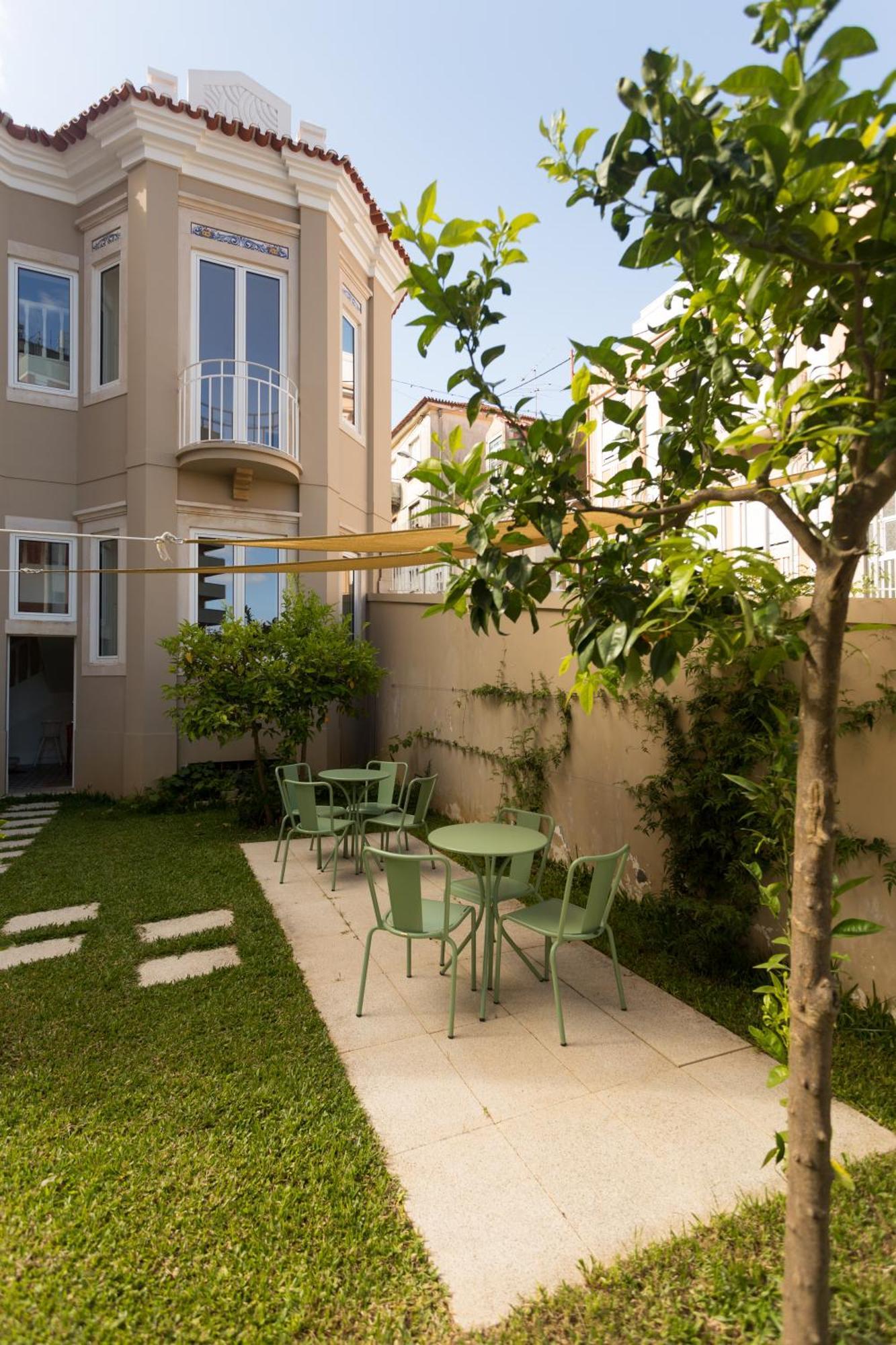 Vila Julieta Guesthouse Коимбра Экстерьер фото